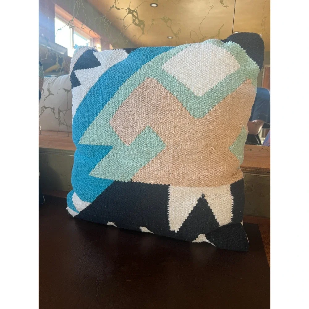 Colorful Geometric Kilim Pillows Urban Outfitters Desert Modern Set‎ 2 Boho